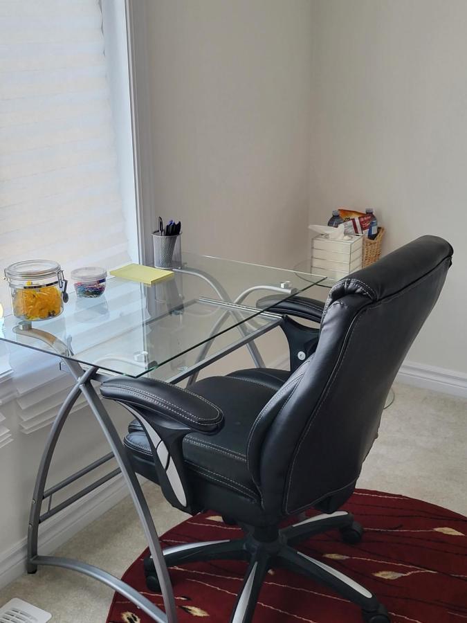 5 Star Home Ottawa Pokój zdjęcie